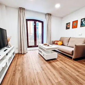 https://apartamento-tiendas-8.es-andalucia.com